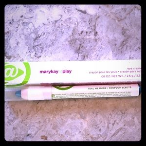 Eye shadow crayon! Teal me More